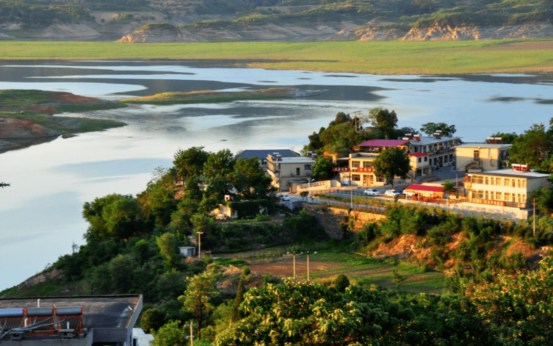 河北省平山县西柏坡镇的乡村振兴之路