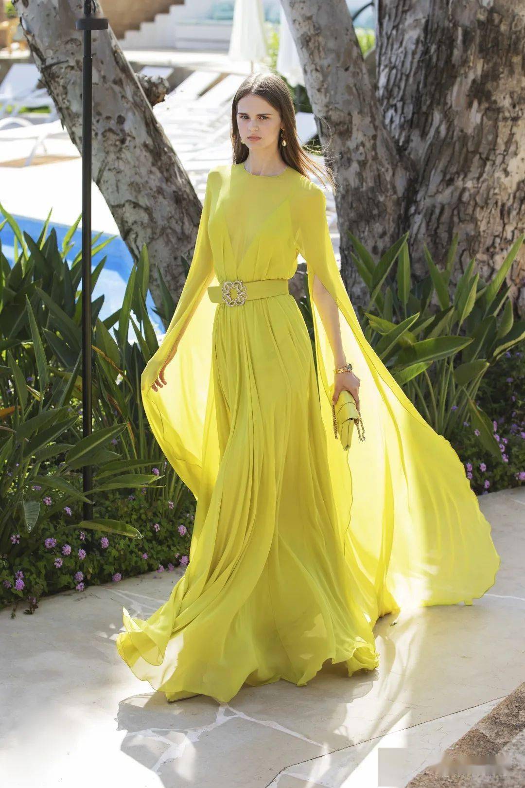 eliesaab2022早春度假系列