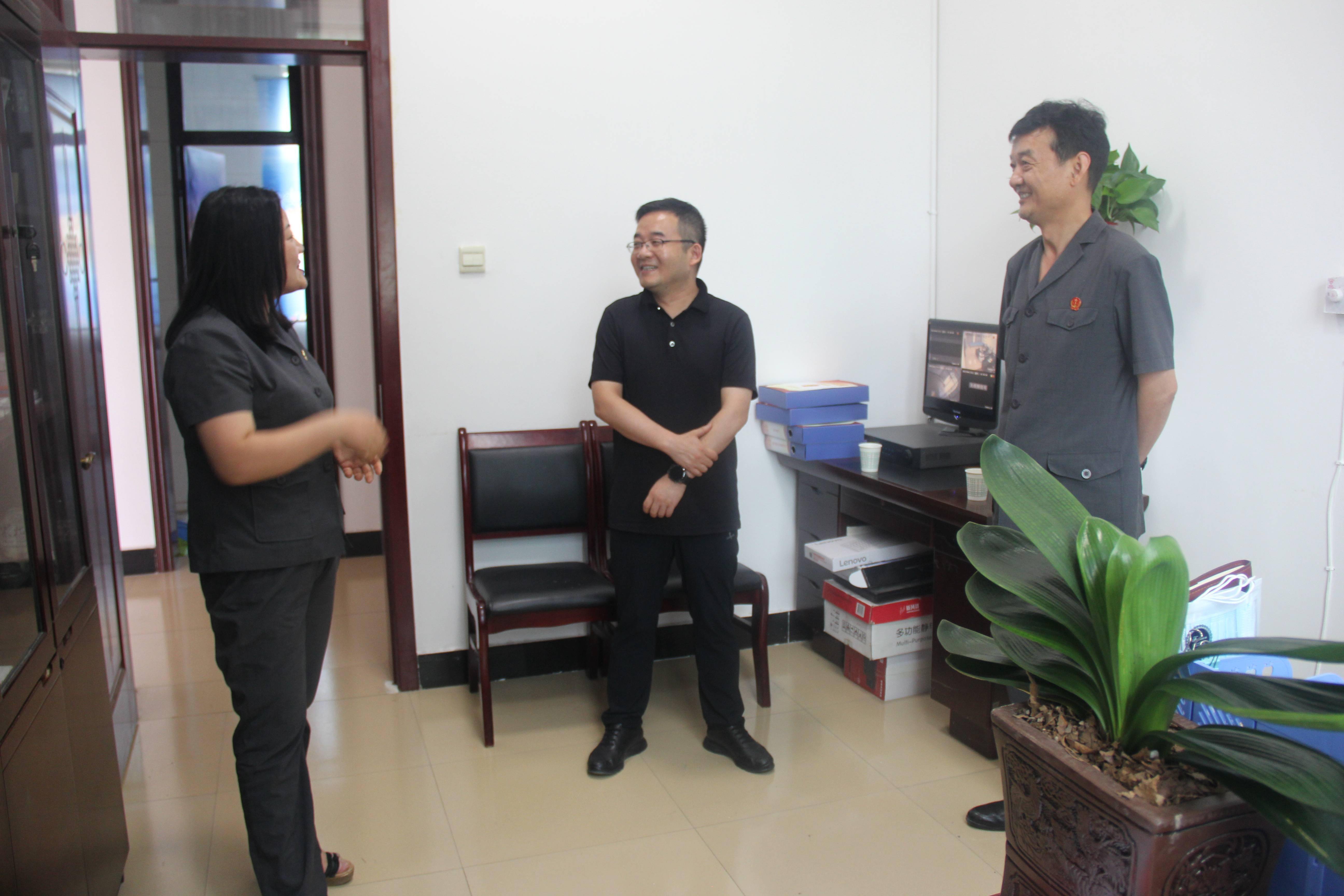 礼泉县委常委,组织部长刘钊同志赴赵镇法庭督导队伍教育整顿工作