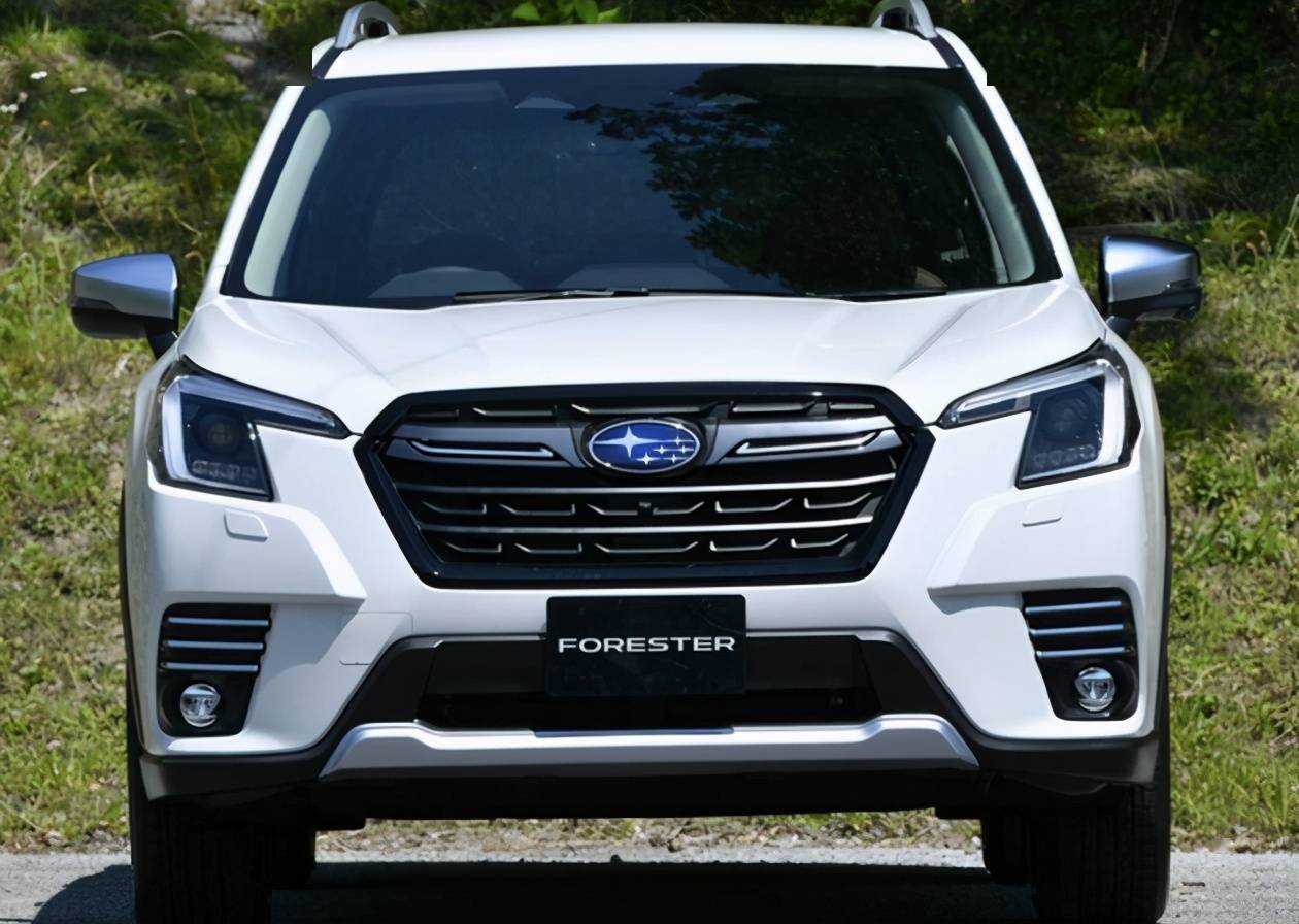 斯巴鲁森林人升级版曝光18t引擎四驱新造型比本田crv霸气