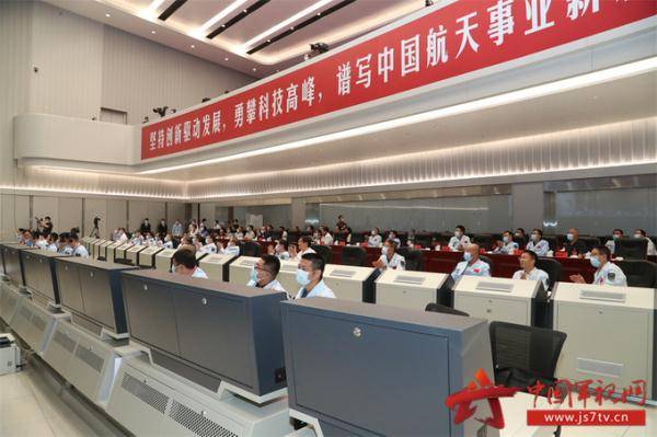 发射|守望航天员入驻太空家园