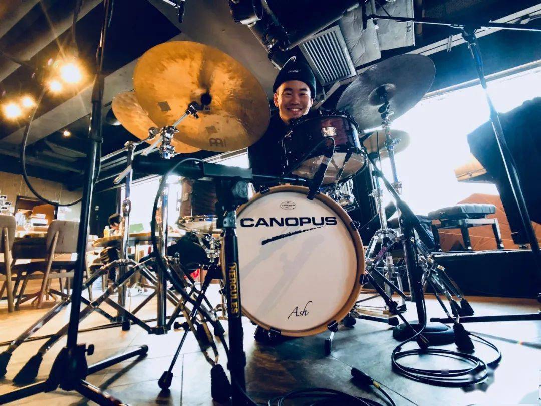 职业鼓手究竟有多么爆裂