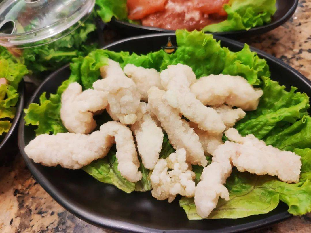 4店通用凭借一碗酱料征服万千味蕾99元享304元黄记煌小酥肉黄金蛋饺