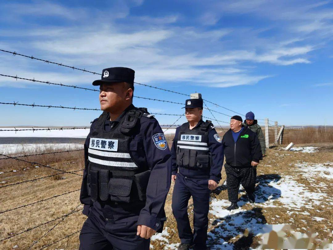 求救电话怎么拨打 cf72f3a3948a4c278148eb116114b535.jpeg