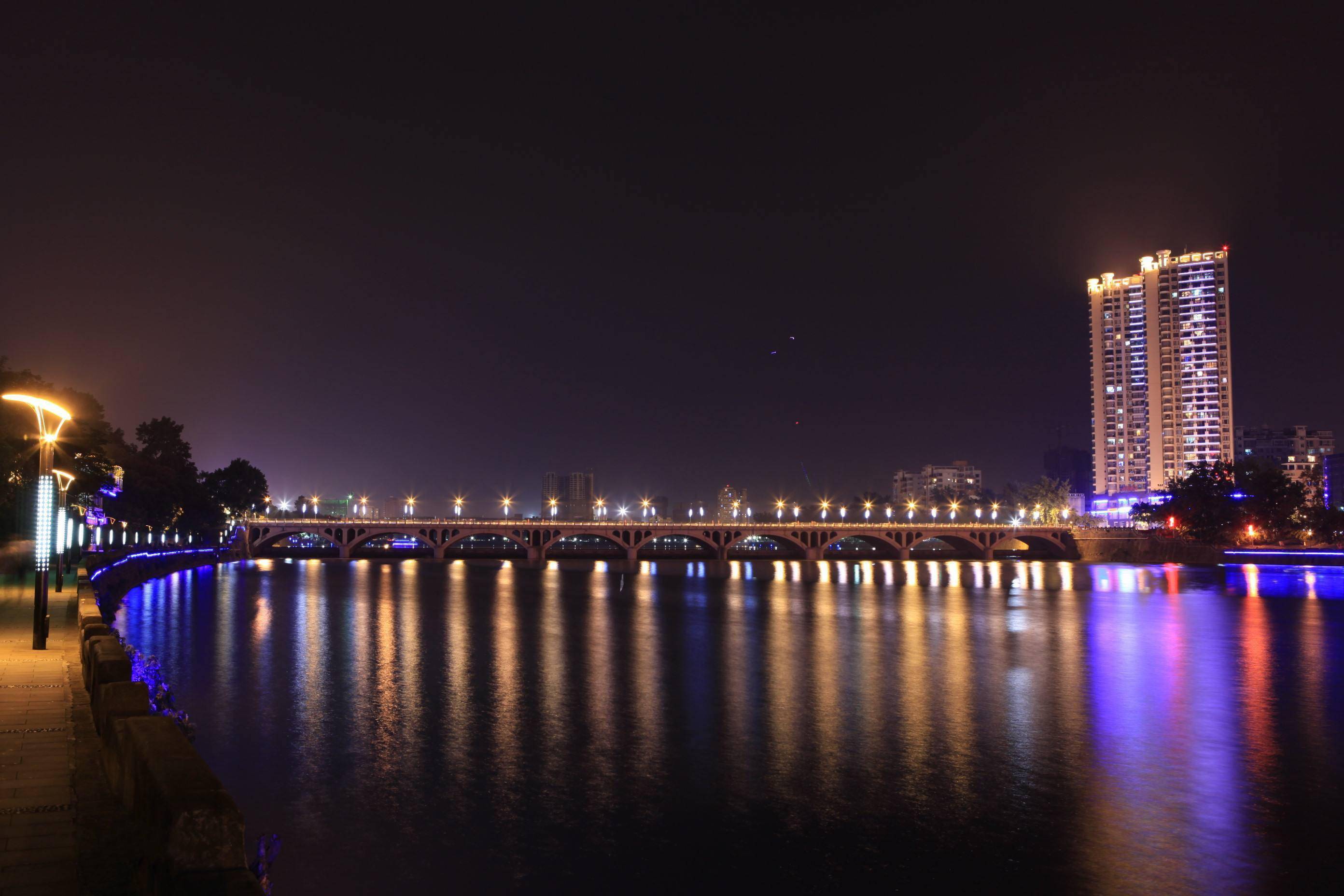 德阳七强民营企业宏达集团第2新金路第5