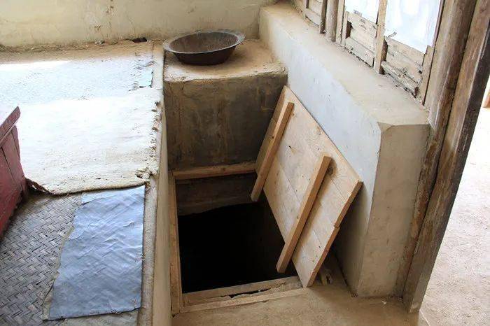 包头旧迹巴总窑子李井泉司令部旧址1938年至1939年土右旗