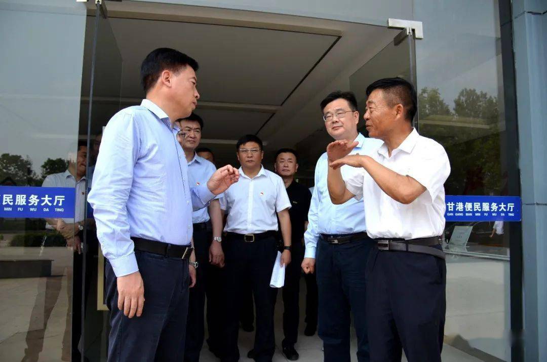 盐城市领导羊维达来五烈镇走访慰问老党员老战士烈士遗属和先进模范