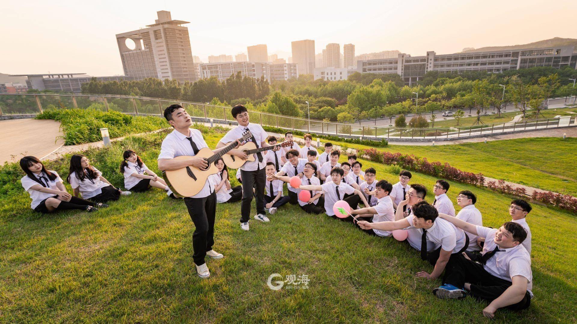 扑面而来的青春感2021年毕业季大片来袭