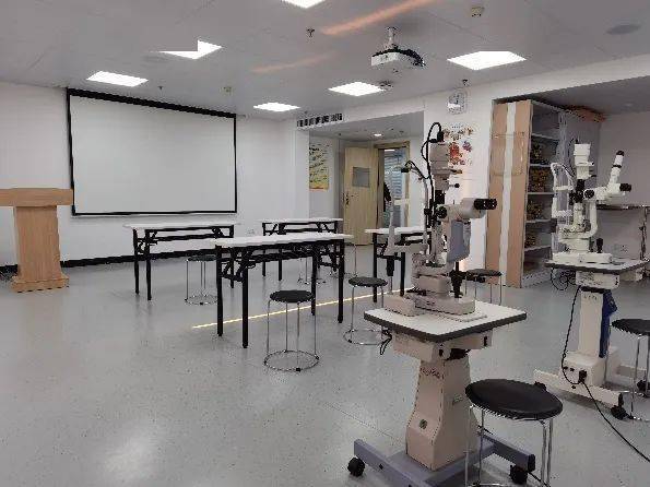 眼视光学专业实验室