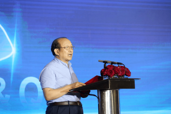 江苏商会陈昌金会长在致辞中表示,泰兴商会的成立,不仅仅是在青泰兴人