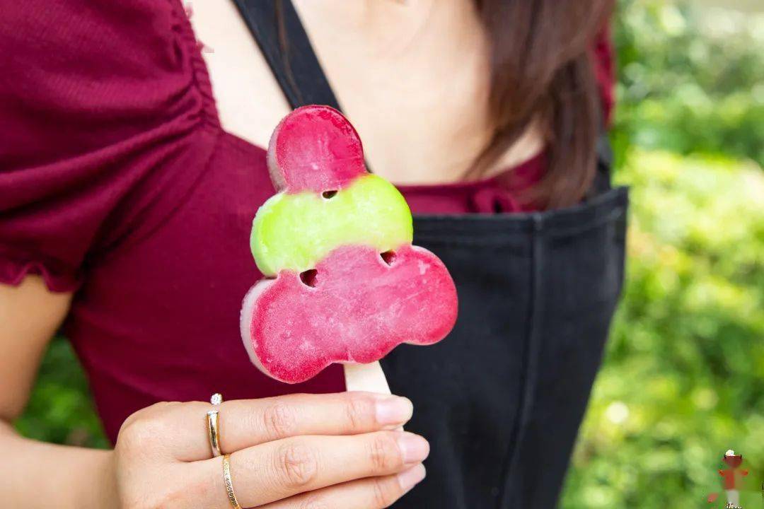 葡萄可能会过季但德氏冰葡萄一年四季都能吃口感= 葡