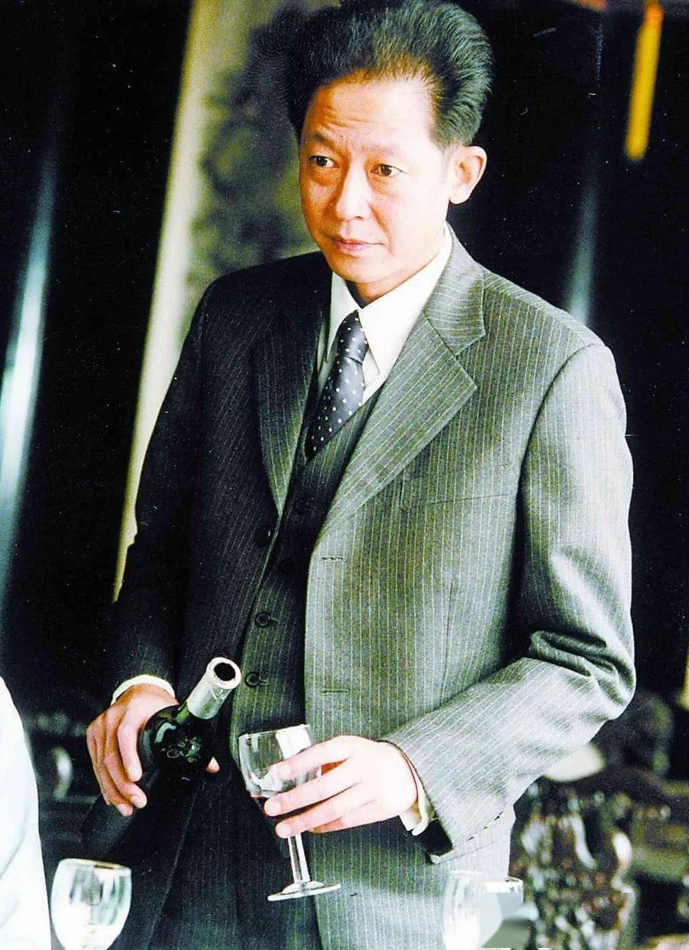 王志文:被骂「又老又丑」之前,他可是国剧第一男神