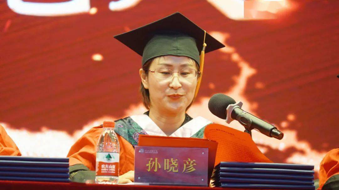 毕业季要闻文以化人薪火相传文化传播学院隆重举行202