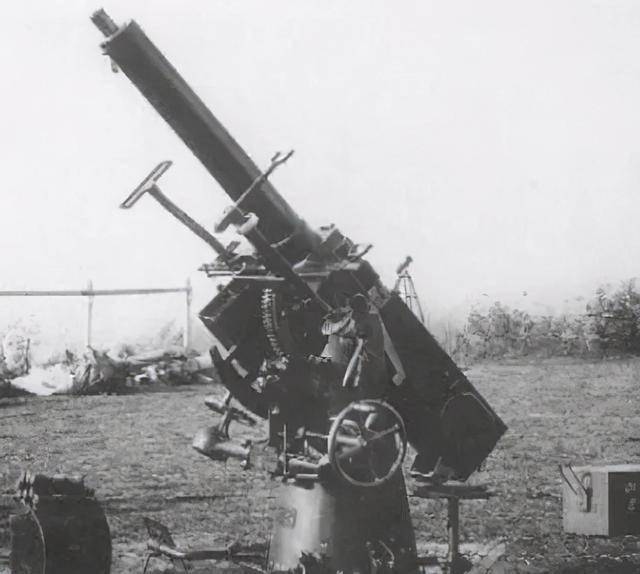 英国40毫米砰砰炮图片
