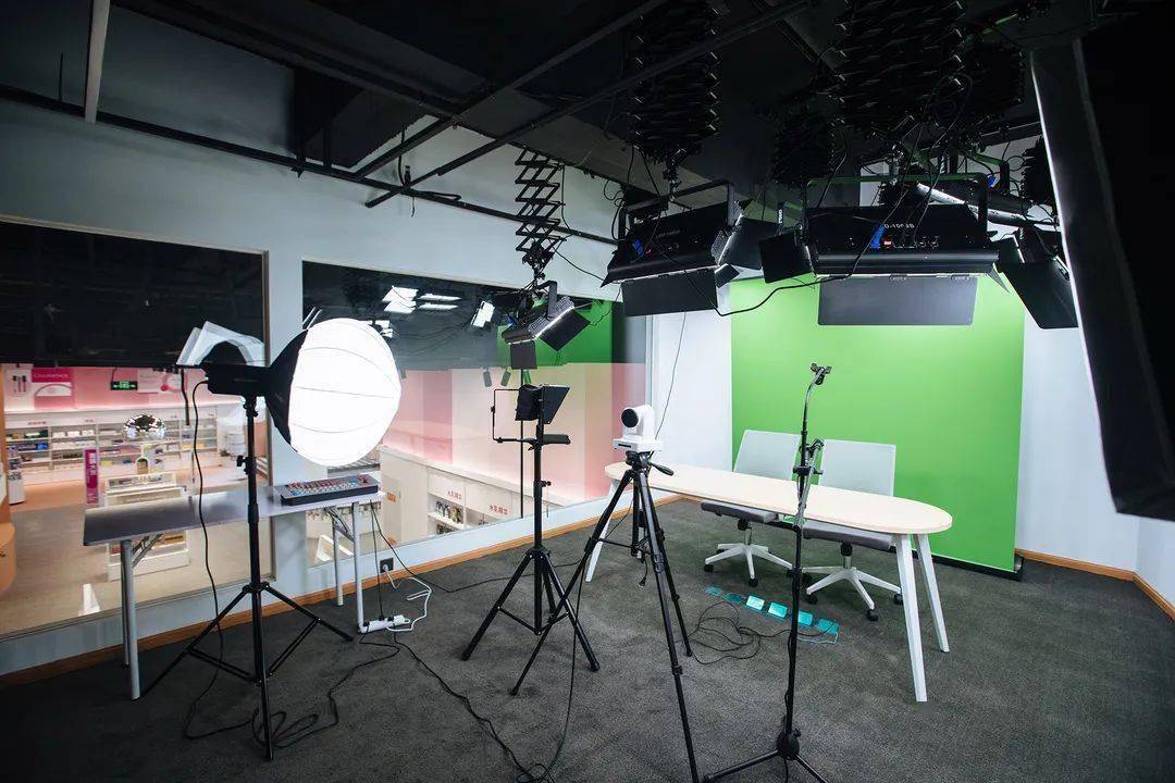 宁波时髦精必看家门口的全球美妆梦工厂开业探店神仙颜值超值价格