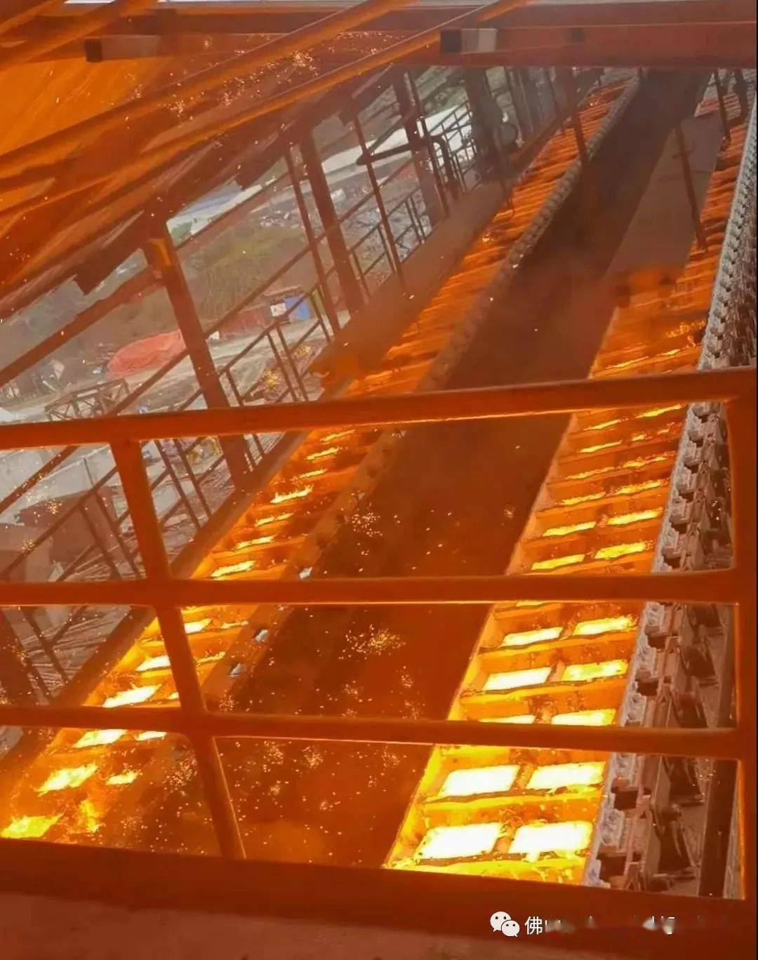 青山印尼纬达贝园区24#镍铁电炉成功投产