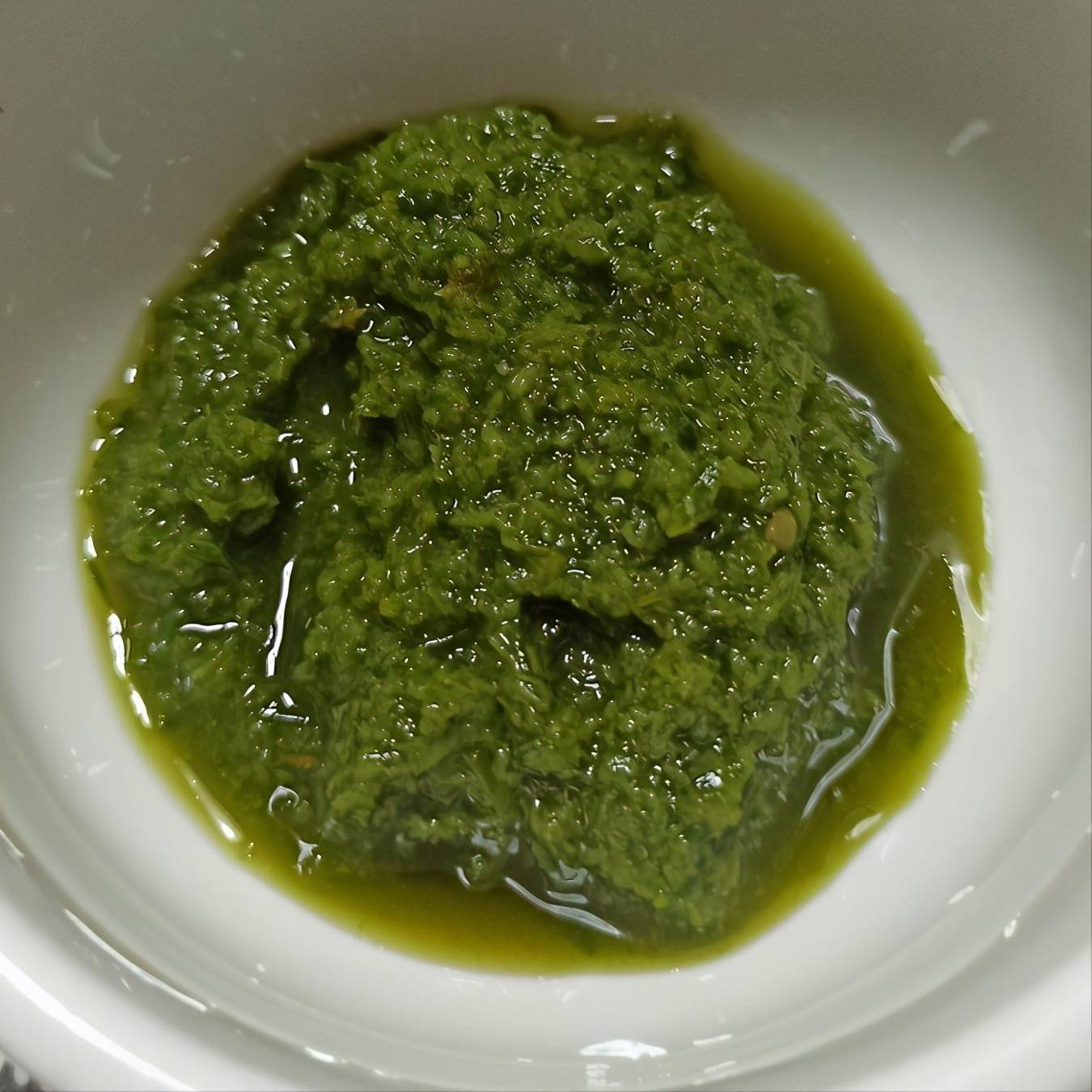 腌韭花酱,只放盐还不够,多放1样水果,更香更浓郁,存放时间久