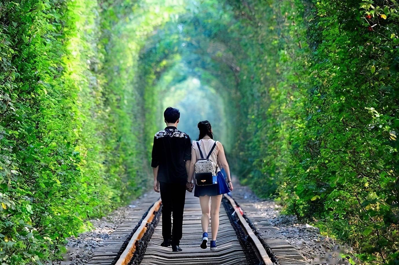 南京江宁的爱情隧道美爆了