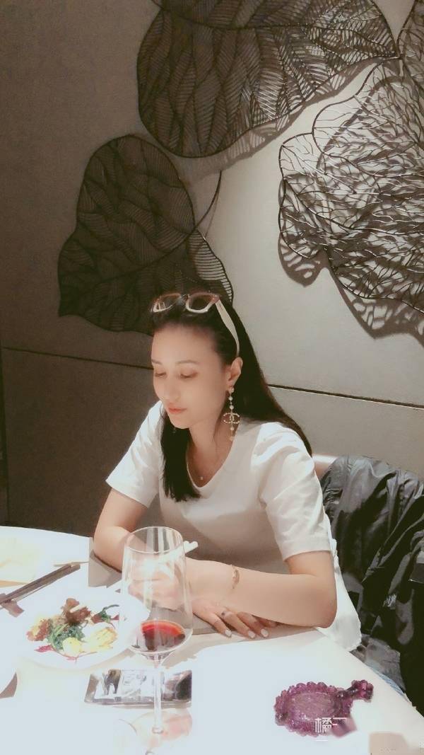 原创还记得《甄嬛传》里的欣贵人吗？她现在长这样