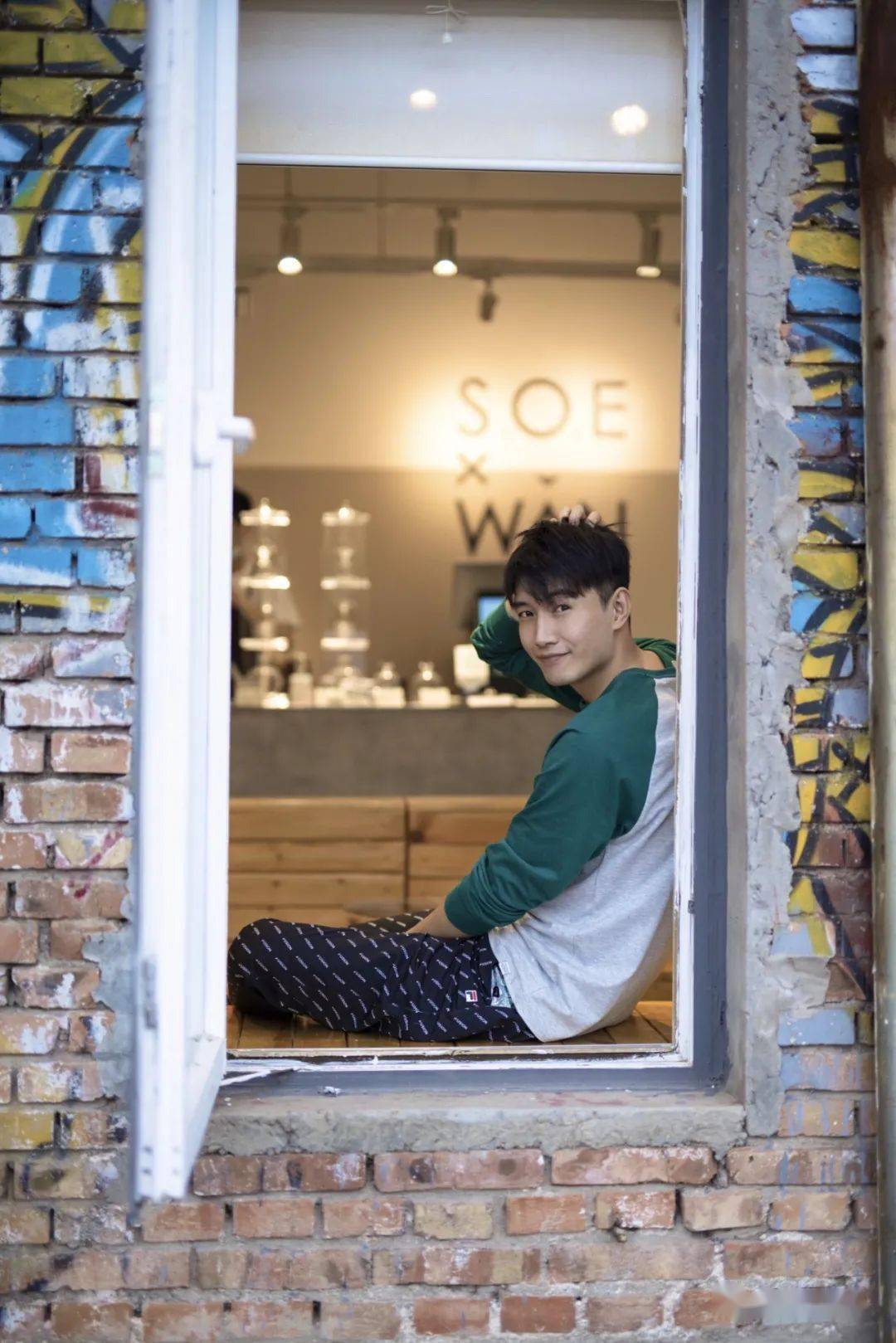 肖阳从疯癫王爷到神仙班主任享受做演员的每一分钟