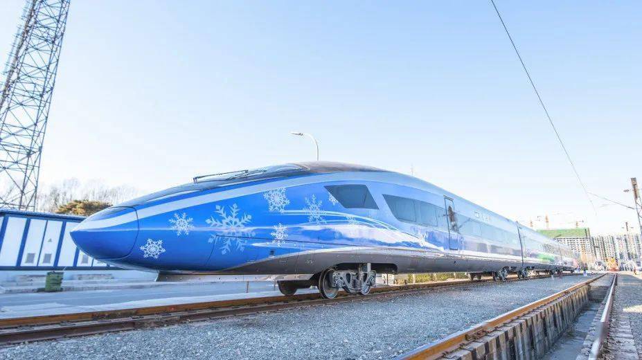 复兴号再升级座椅靠背新增充电口餐车设自动售卖机覆盖18个省市