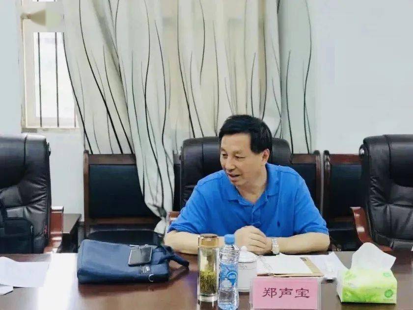 郑声宝督导第五十网格全国文明城市创建工作