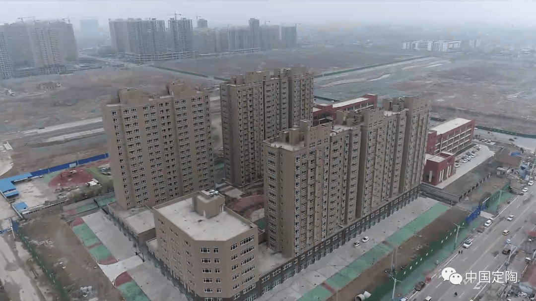 星月家园小区是定陶区首个回民回迁安置区,也是老城区棚改工作中第一