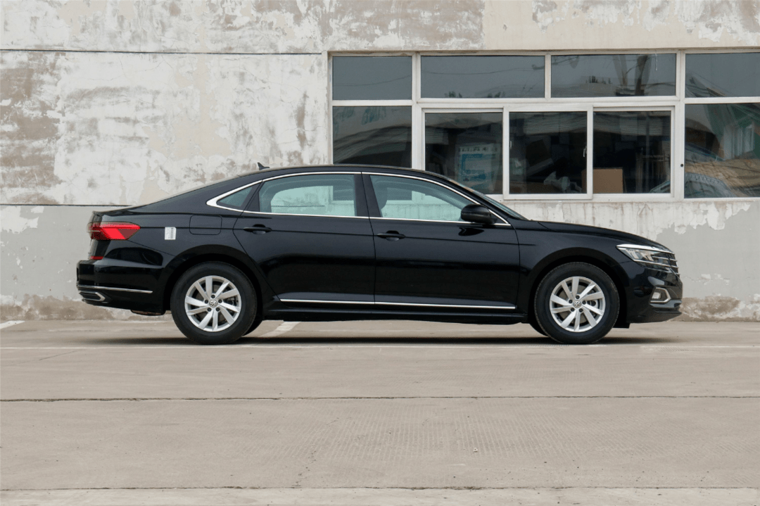 你有洛丽塔风,我有立面尾部