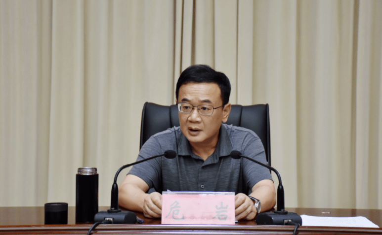 全县政法队伍教育整顿总结大会暨"回头看"工作部署会召开