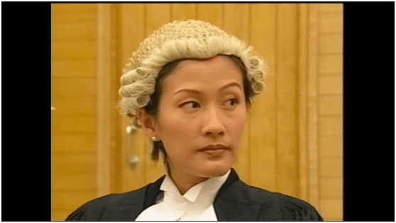 她是《壹号皇庭Ⅴ》中的"律师"欧子强