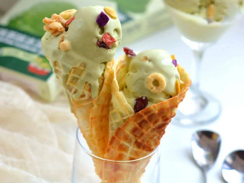 马铃薯冰淇淋奶香十足无任何添加剂一口浓醇好滋味