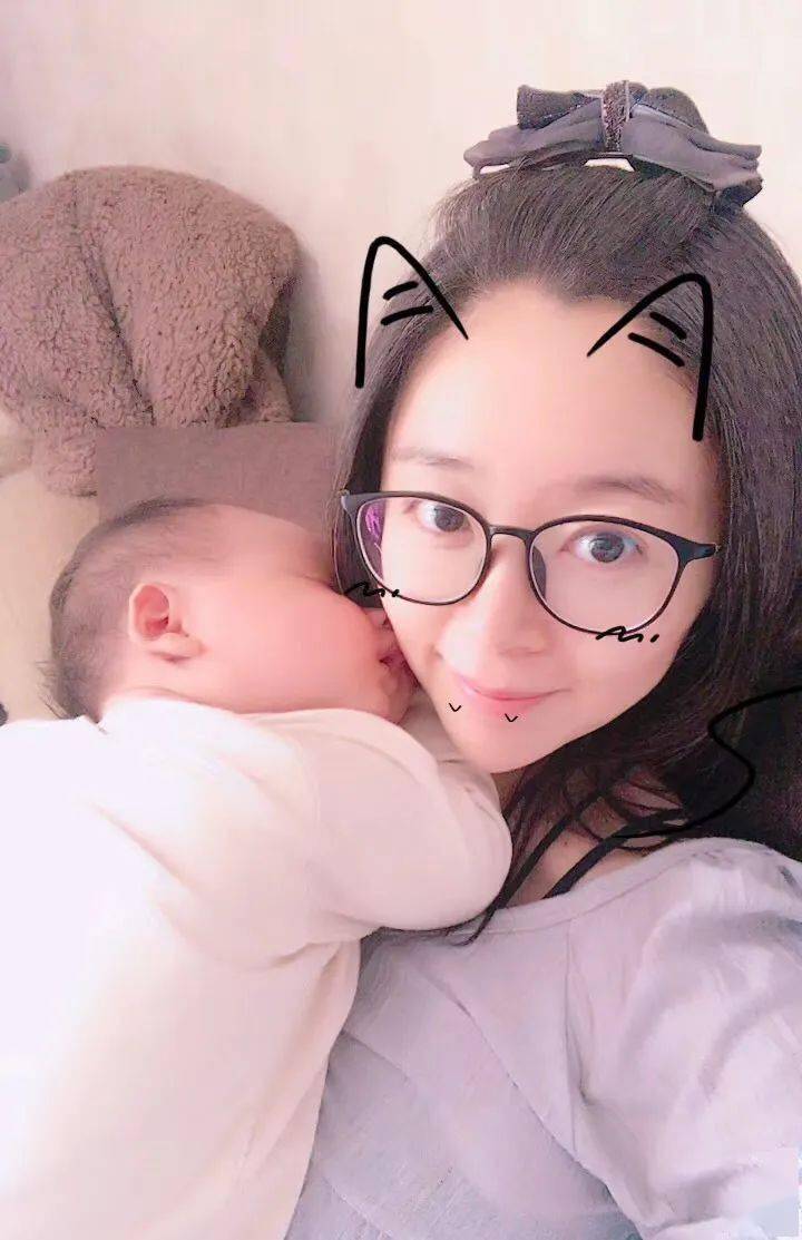 特别策划图说全职妈妈蒋怡我想带娃事业两不误然而