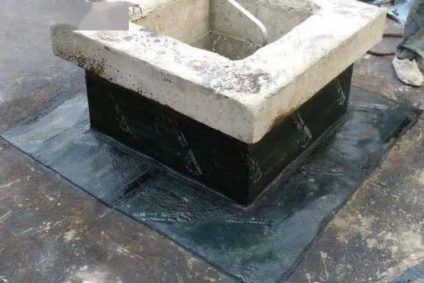 材料剪裁完成效果14-水落口防水层及附加层伸入水落口杯内不应小于50