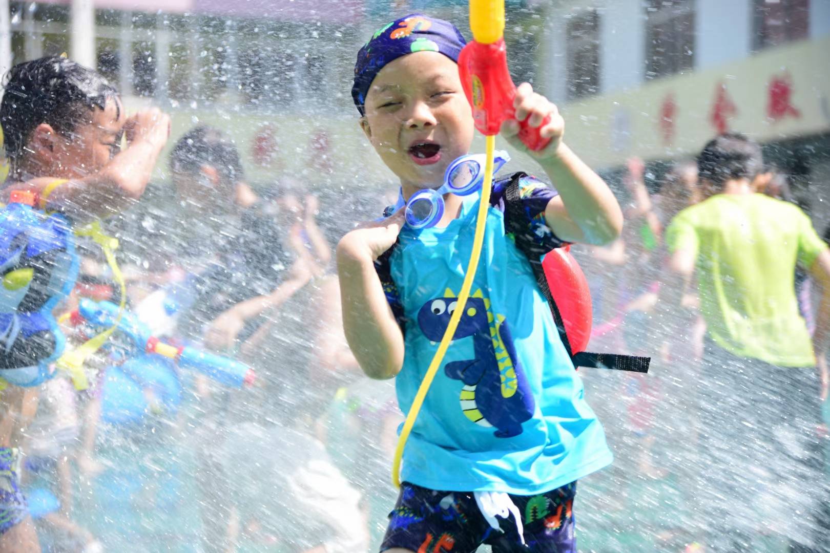 岑巩县|童年不散场 梦想再起航