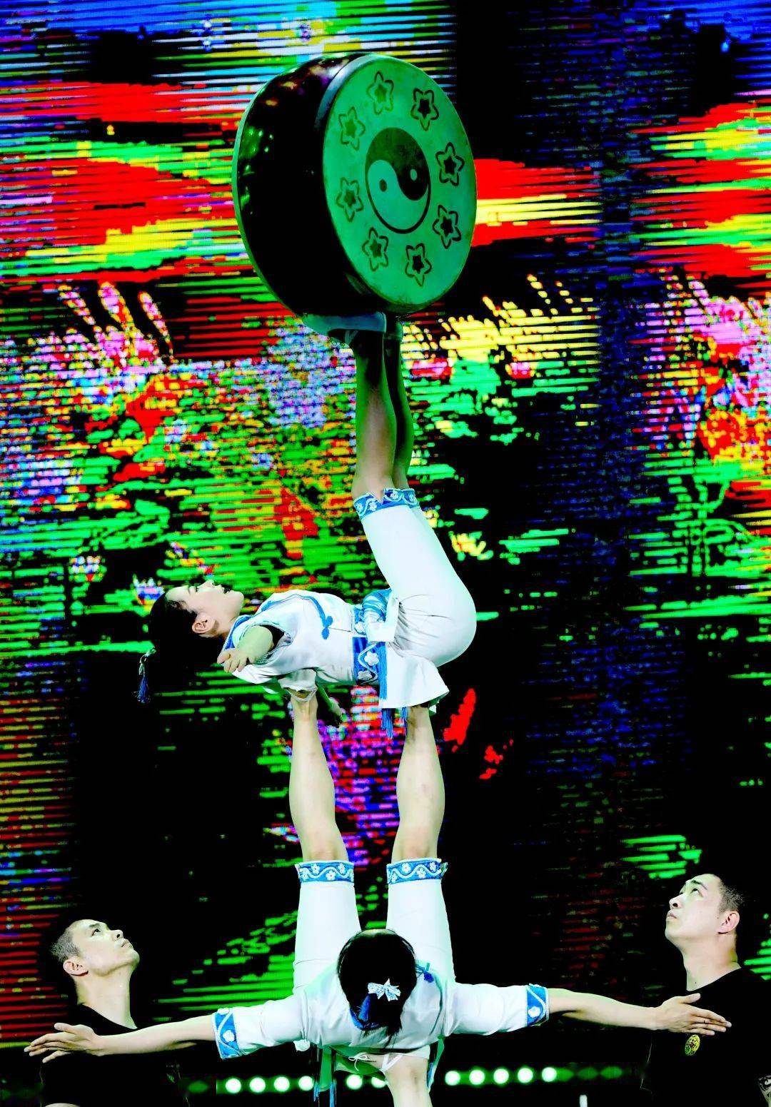 刺激带劲儿8000人次破纪录