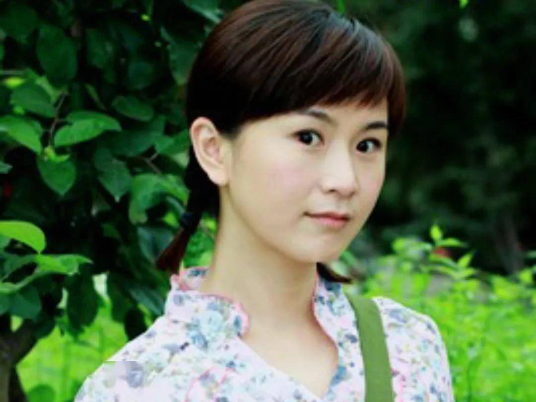 《婆婆来了》原著"家里她俩地位最低却最懂事,女孩要金贵自己_红霞
