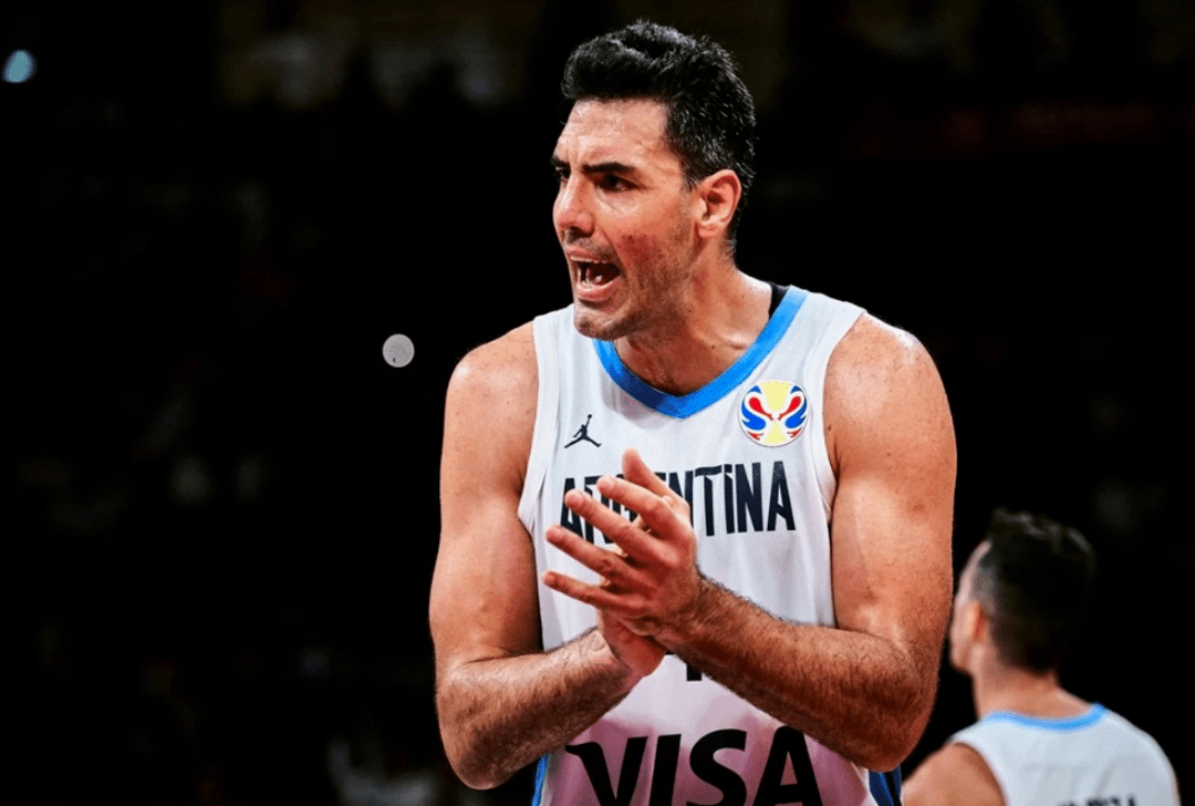 今天,前nba球员,阿根廷男篮队员路易斯-斯科拉接受了采访.