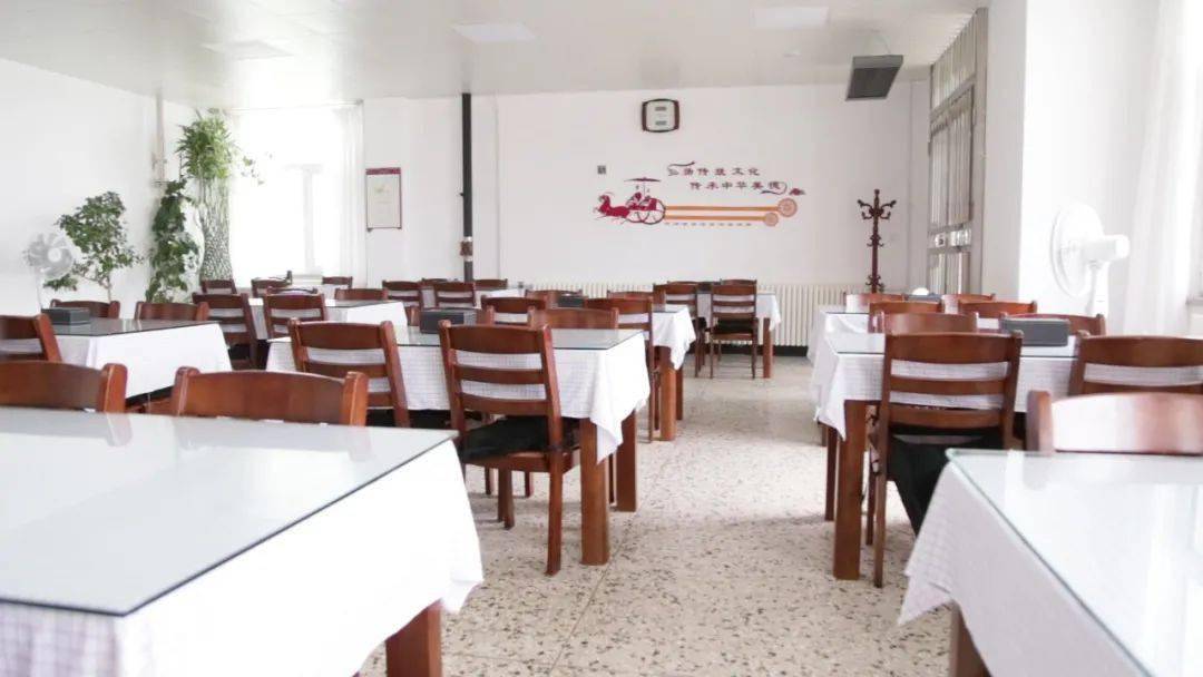 我为群众办实事松滨监狱民警餐厅五升级