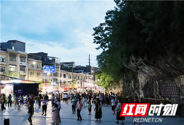 运动|武冈古城夜生活，活出全民运动健康新理念