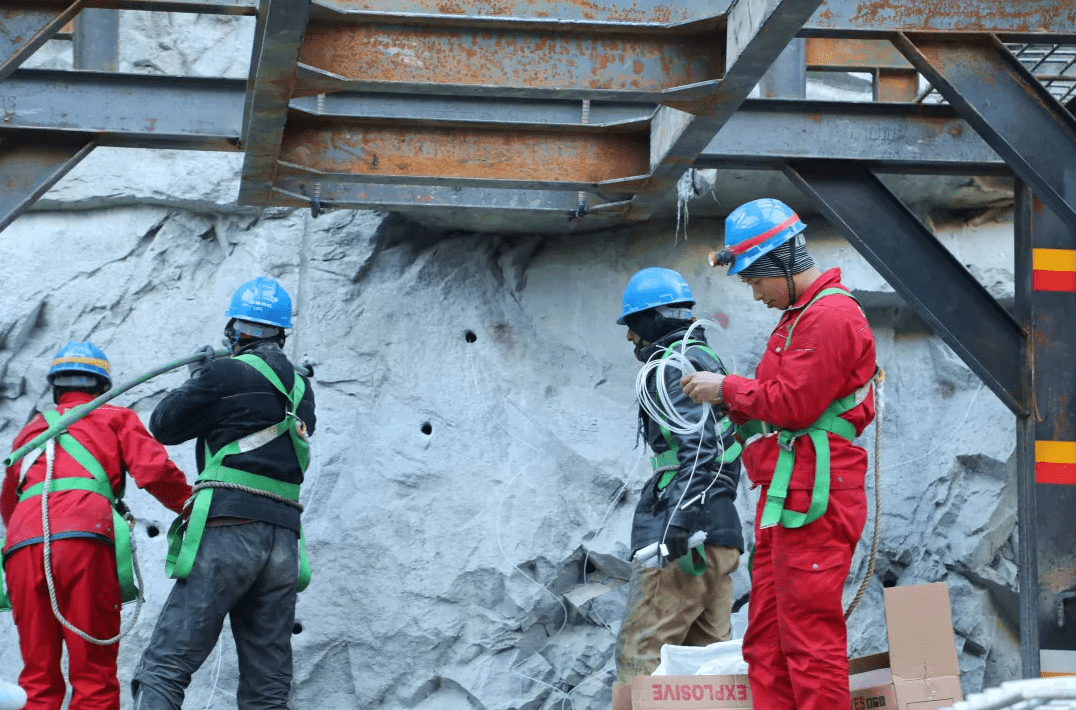 今年6月,巴基斯坦总理刚刚视察了达苏水电站项目