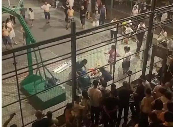 小伙|湖南24岁小伙大热天打球当场猝死，目击者：他下场后未走动且喝了冰水