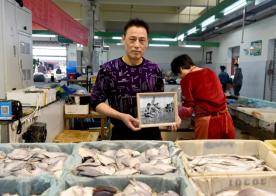人物|《时代见证者——寻访老照片里的100位人物》——李浙东专题摄影展