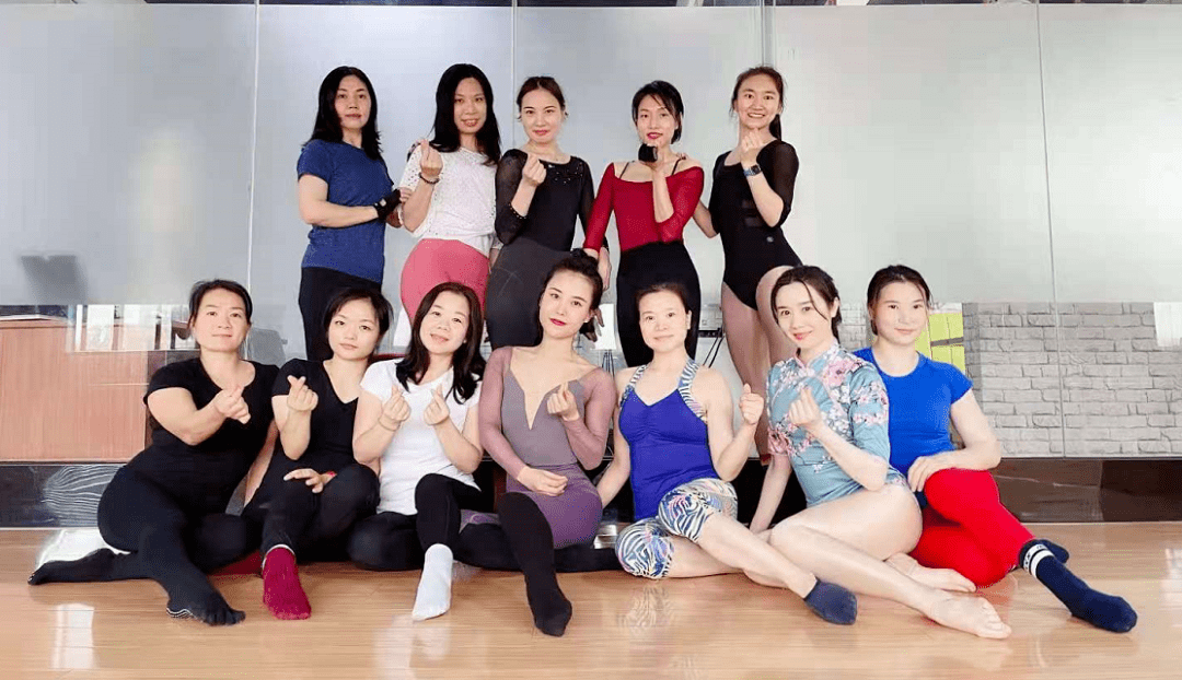 2021年8月广州站果果fly空中瑜伽舞蹈系统全能培训工作坊_体式