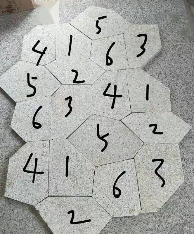 冰裂纹vs马蹄石,室外石材铺装用哪个?