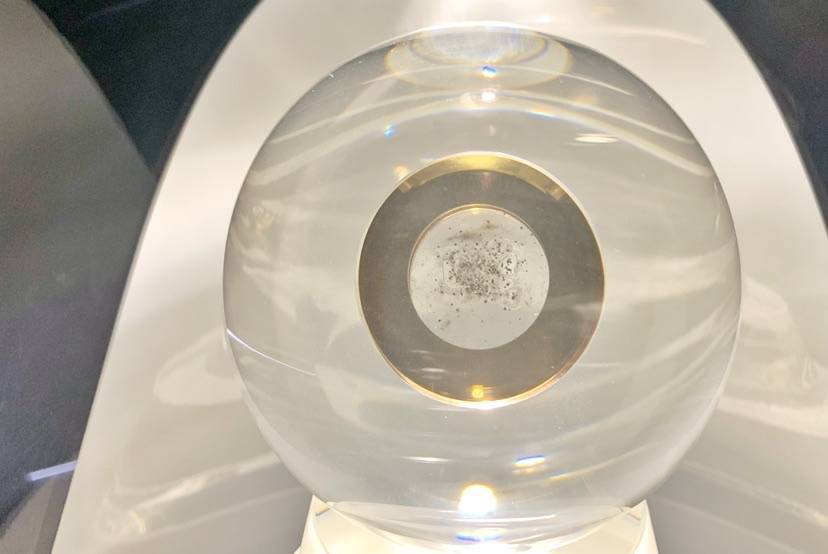 来看月壤真相!上海天文馆今日开馆 9毫克月球样品公开展示