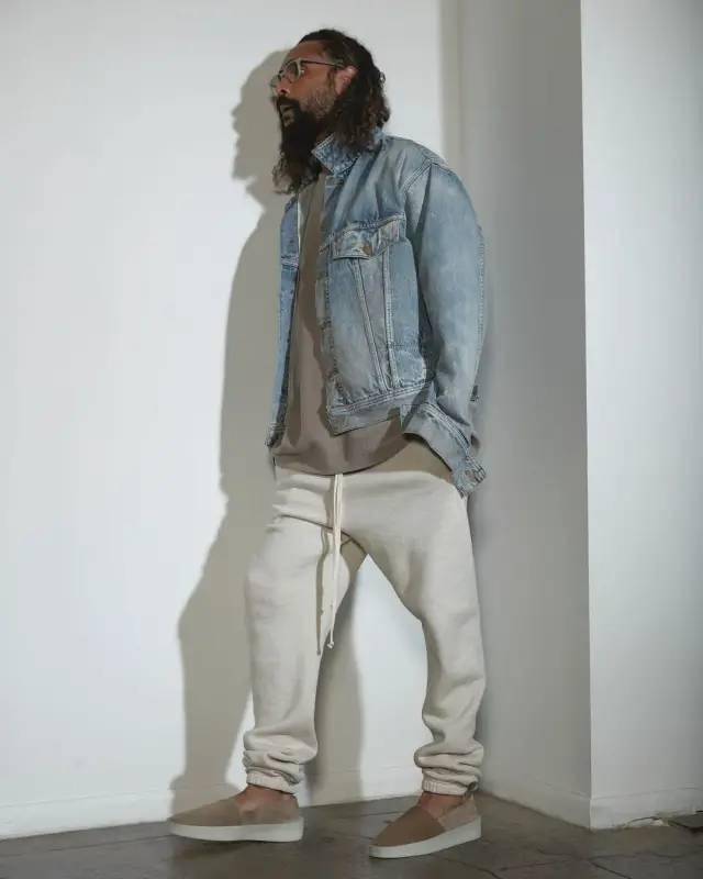 jerrylorenzo一个聪明且不讨人厌的潮流圈奸商