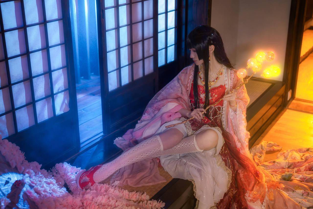 东方project蓬莱山辉夜cosplay