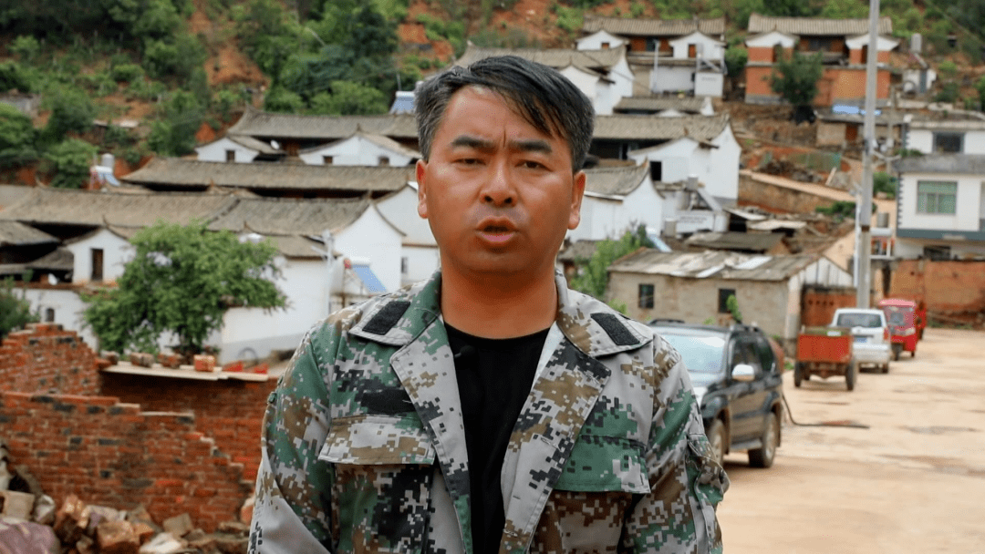 象群来到石岩头村哈尼族同胞以特别方式庆祝矻扎扎节