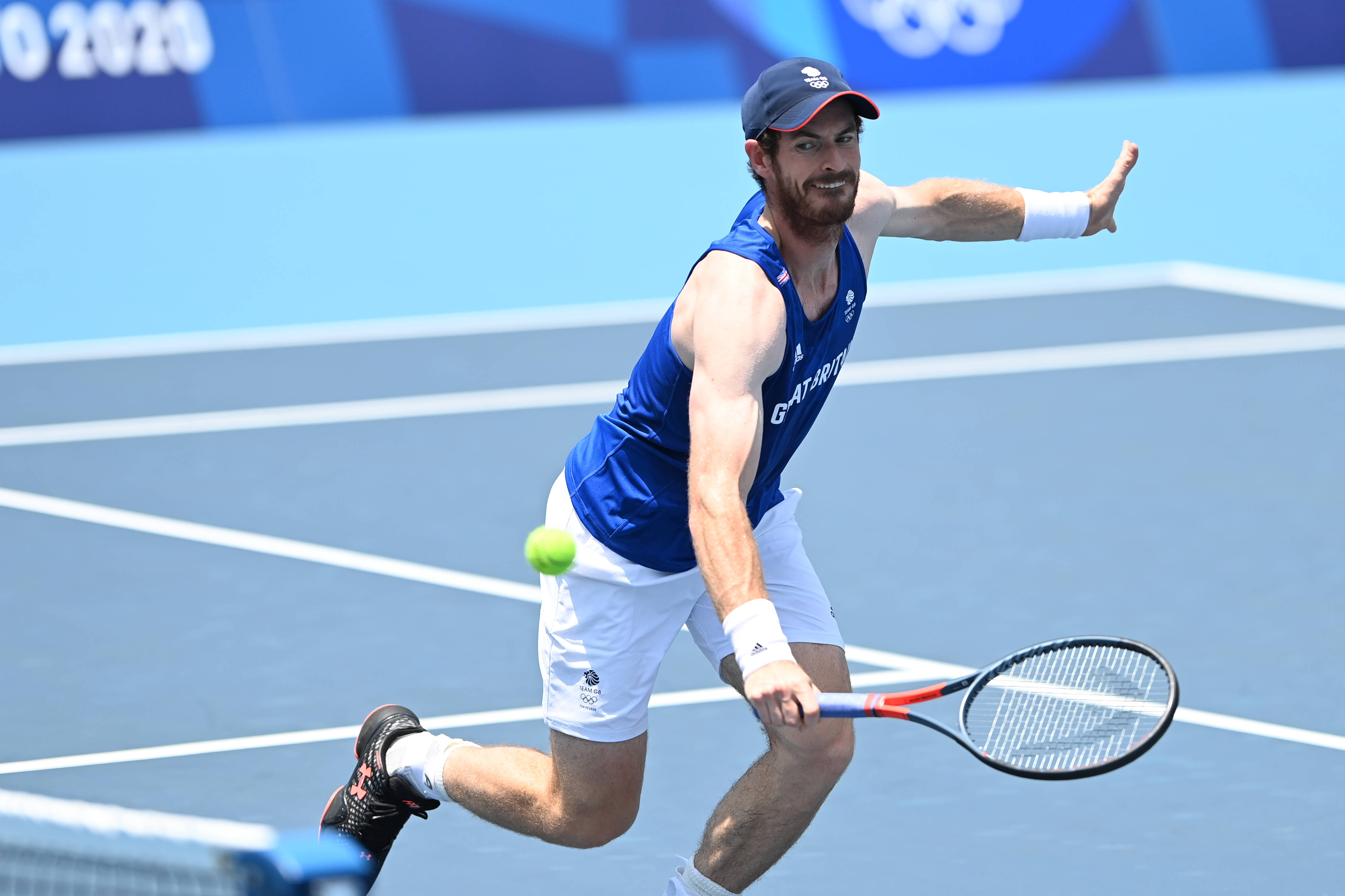 英国网球选手穆雷赛前训练