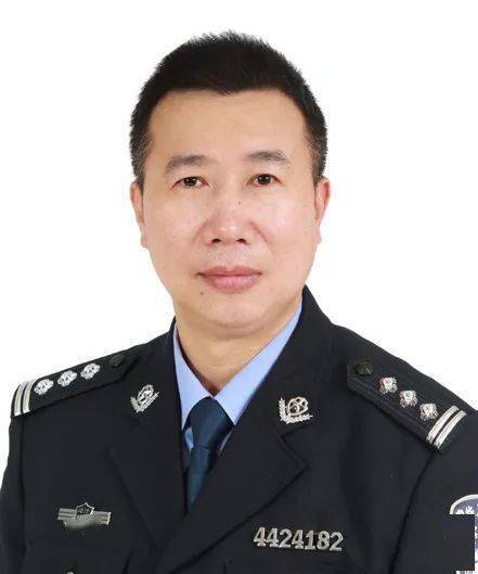 李清平,女,现任广东法盛律师事务所专职律师.